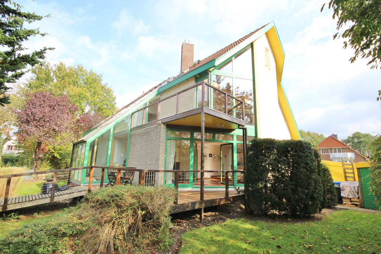 Essen: Ihr Traumhaus in Essen – Modernes Wohnen mit Fernblick 